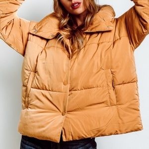 Free people weekend puffer